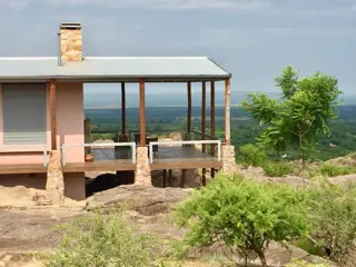 VENTA DE UN INMUEBLE ÚNICO Y ESPECIAL EN LA POBLACIÓN TRASLASIERRA CÓRDOBA foto 1