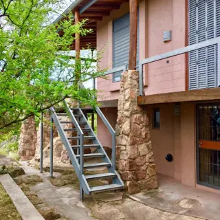 VENTA DE UN INMUEBLE ÚNICO Y ESPECIAL EN LA POBLACIÓN TRASLASIERRA CÓRDOBA foto 2