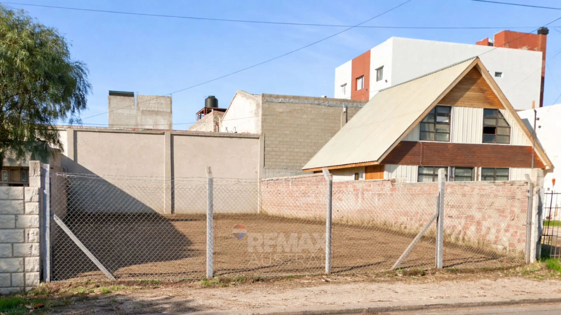 TERRENO COMERCIAL EN VENTA foto 2