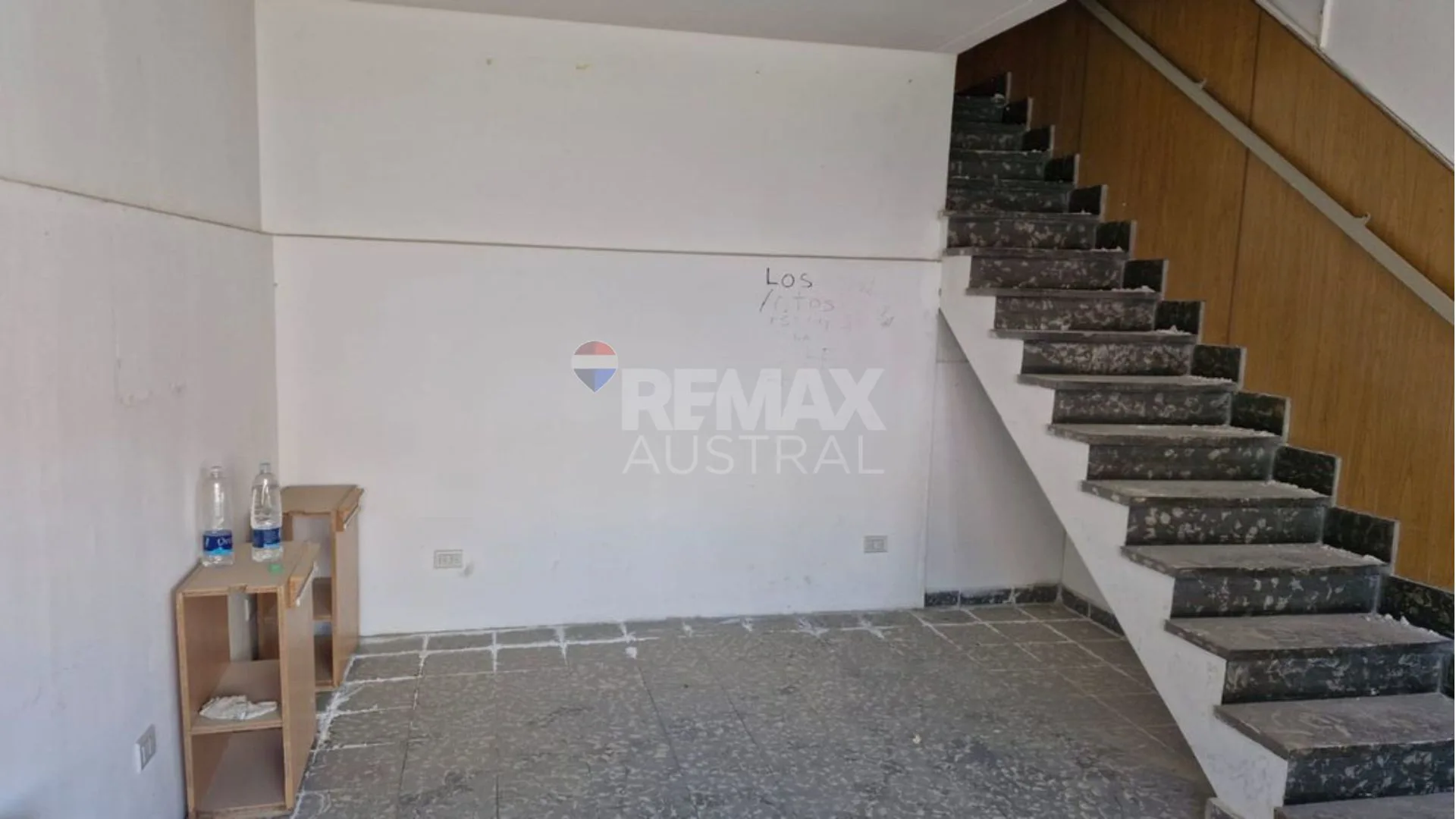LOCAL COMERCIAL/PROFESIONAL - CASA - CENTRO foto 2