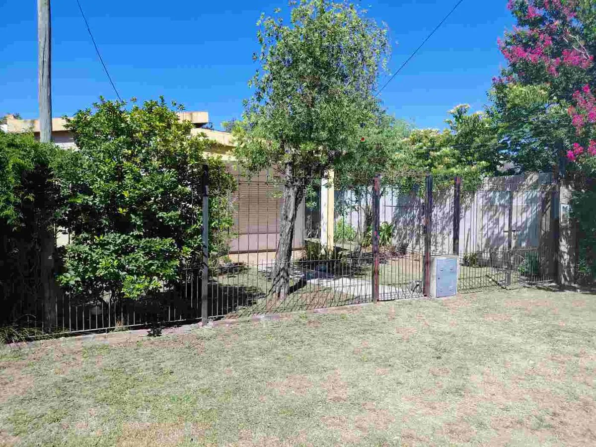 Venta Casa Multifamiliar Paso del Rey INVERSOR foto 2