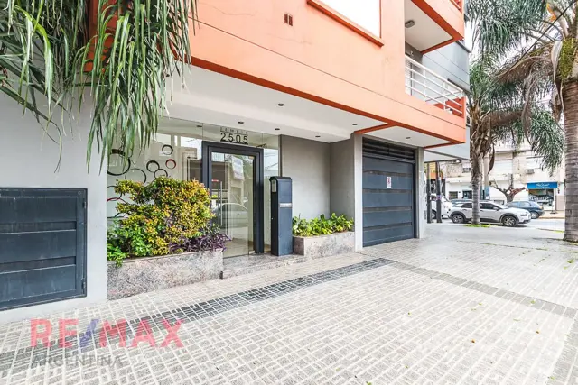 VENTA DEPTO 3 AMB EN LOMAS DEL MIRADOR COCHERA