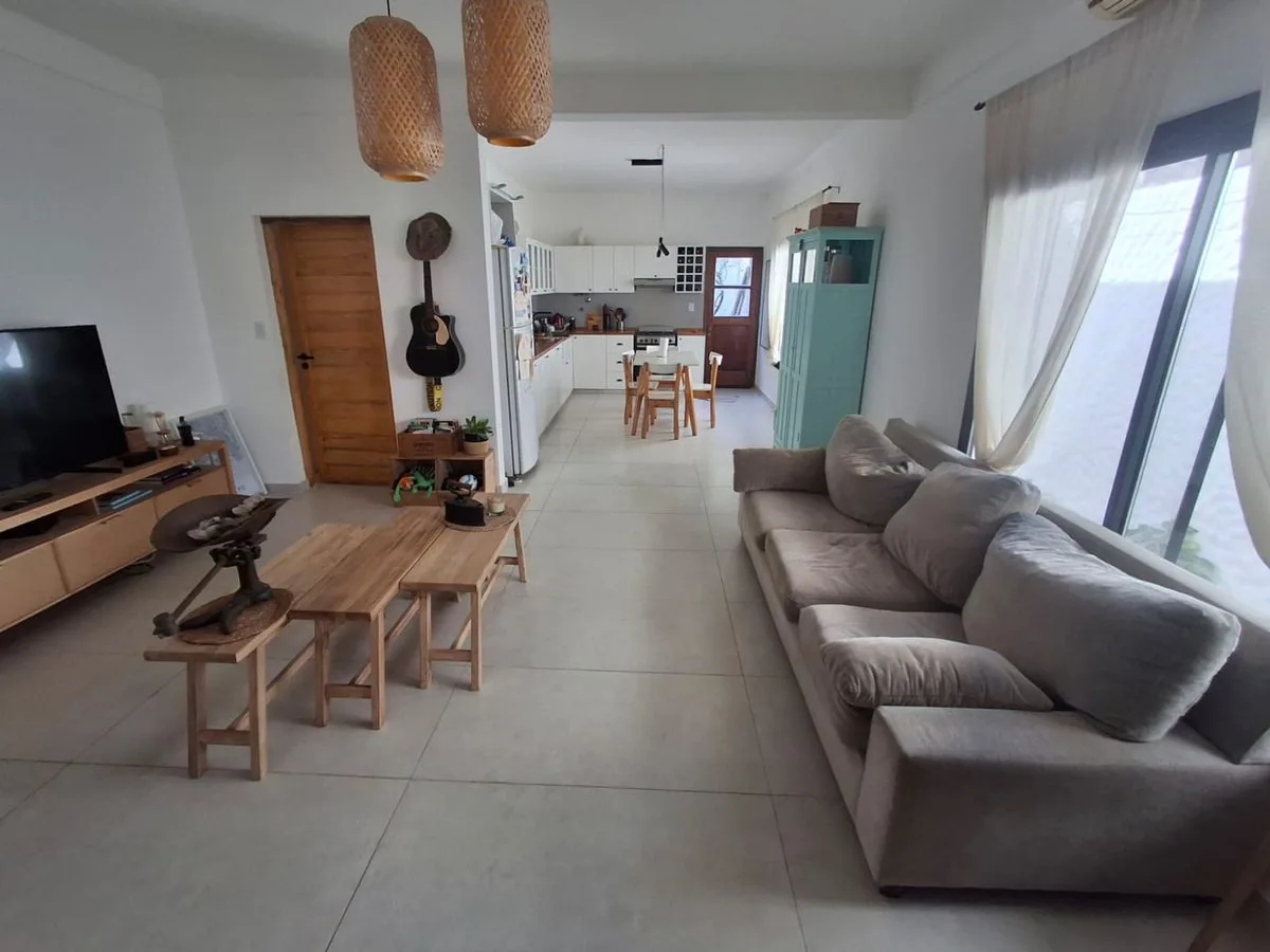 Casa en Venta en Victoria refaccionada a nuevo foto 2