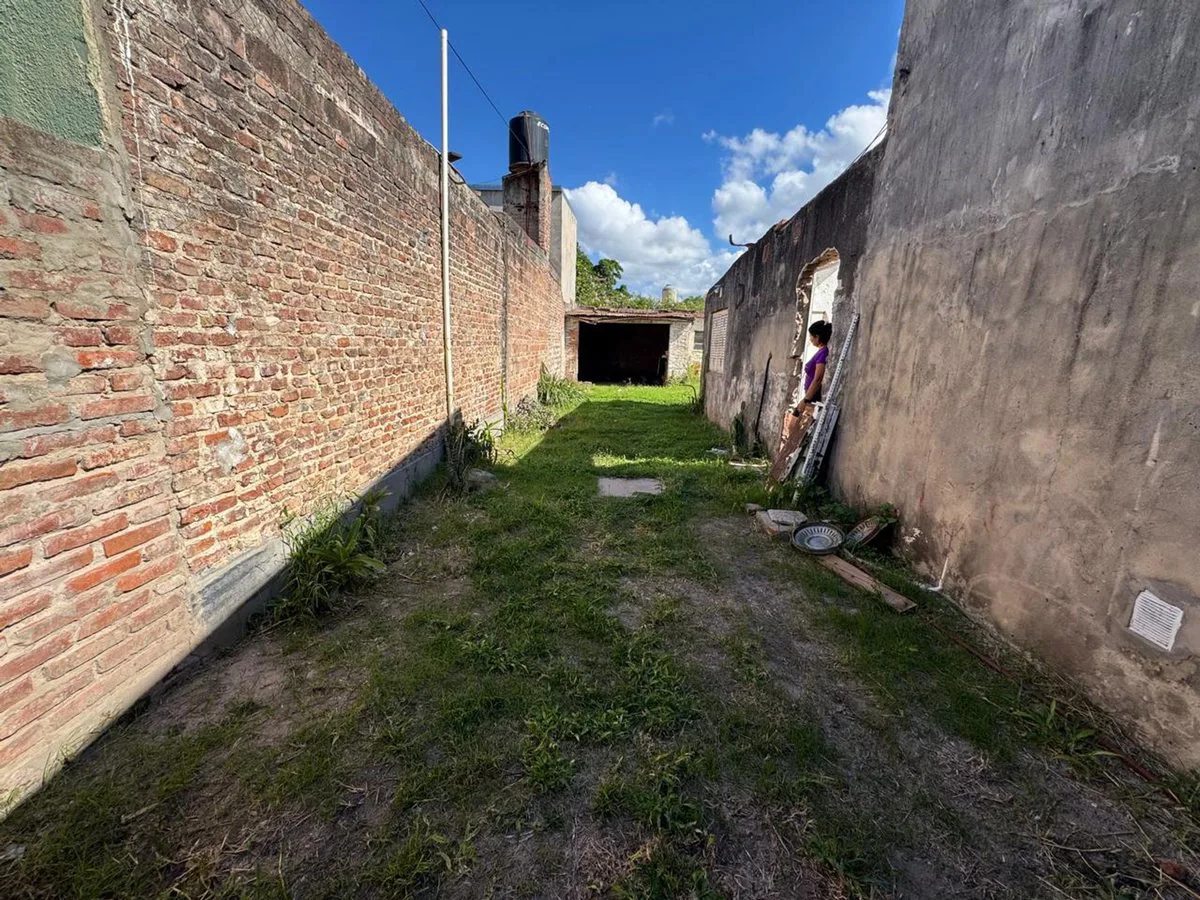 SE VENDE CASA EN AYACUCHO AL 3900 SANTA FE CAPITAL foto 4