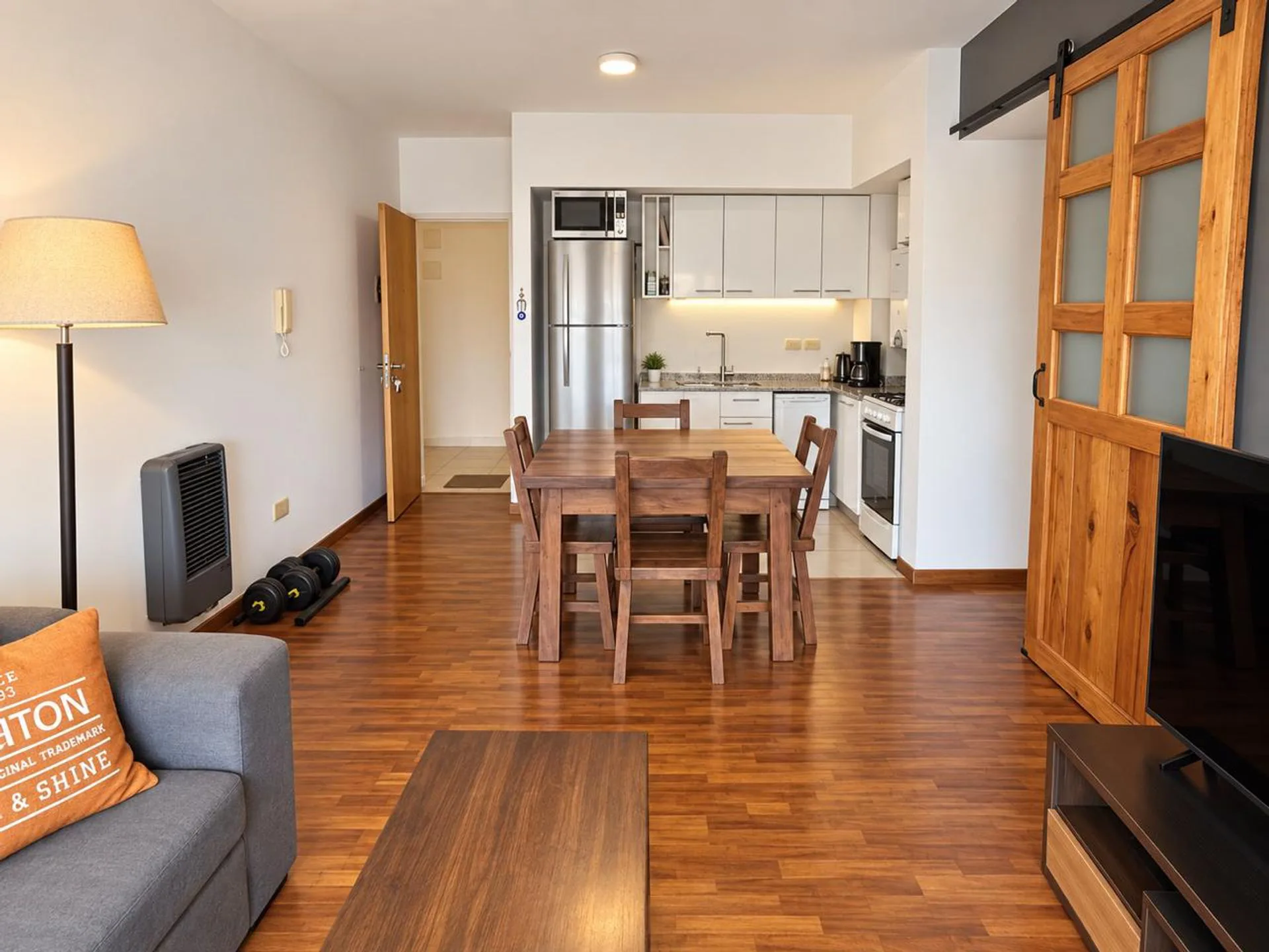 VENTA DEPARTAMENTO 1 DORMITORIO BALCÓN AL FRENTE foto 2