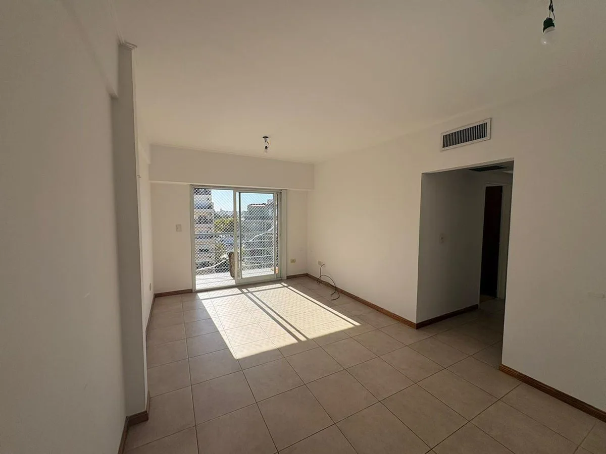 Venta Semipiso 3 Amb Vist Abierta Villa del Parque foto 2