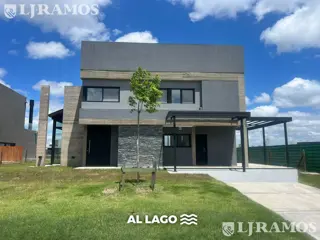 A LAGUNA. A ESTRENAR. SIN PILETA. foto 1