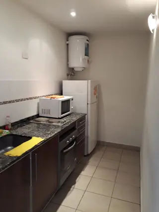 EXCELENTE DOS AMBIENTES AMPLIO PISO 7 LATERAL CON DOS COHERAS foto 3