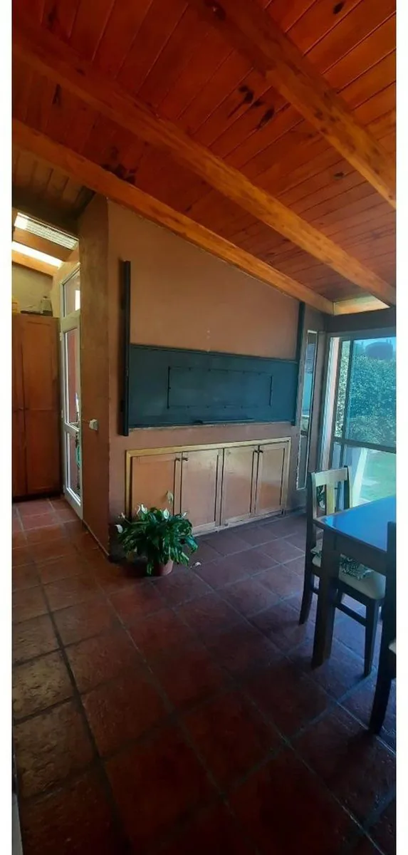 Casa de 3 dormi y piscina con escritura Arguello foto 5