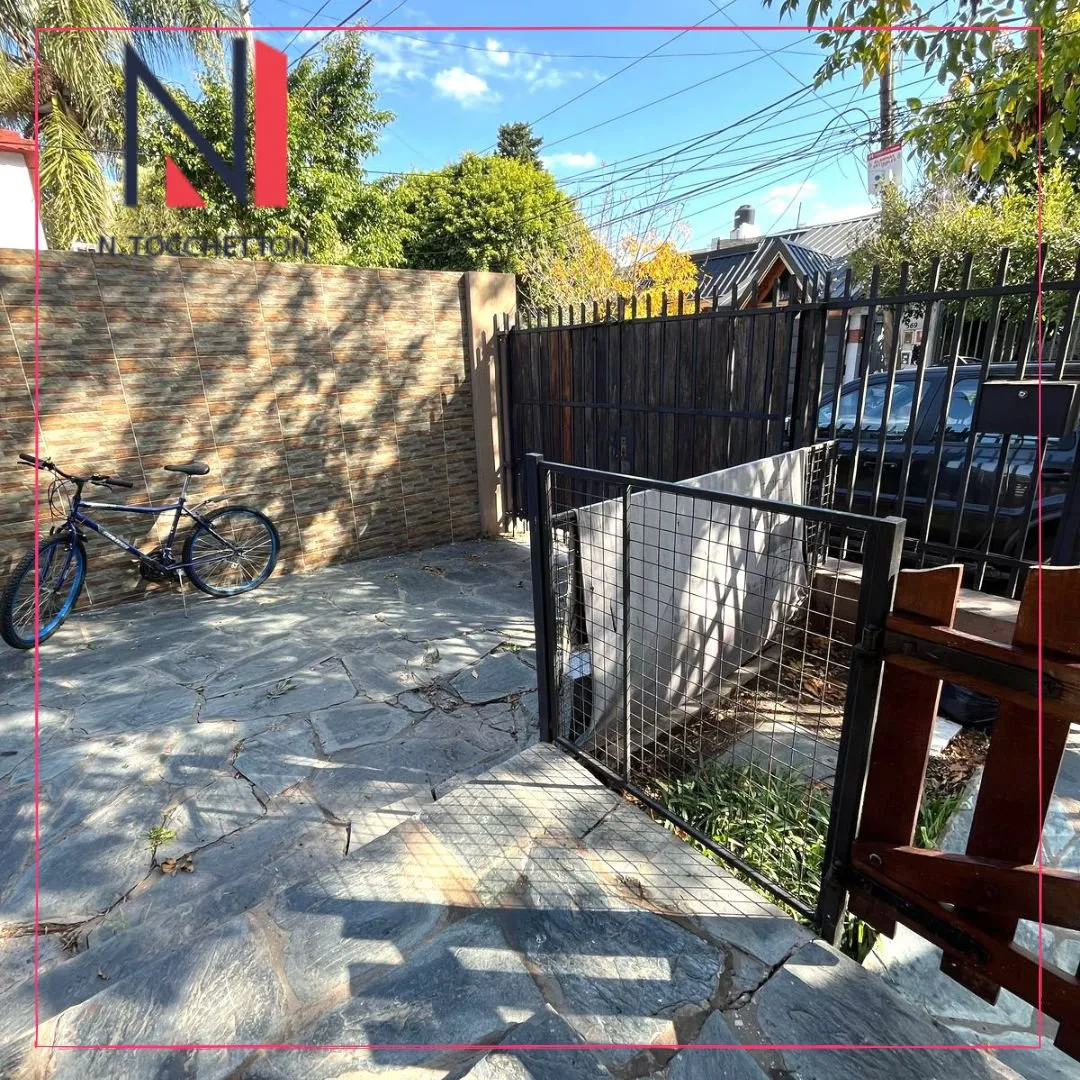 Chalet de 4 amb en Castelar Sur foto 4