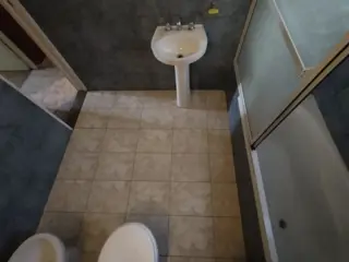 DEPARTAMENTO 4 AMBIENTE, 3 DORM. EN BARRIO SAN ISIDRO, COLECTORA CARREFOUR 2 ° PISO ESCALERA EXPENSAS $ 2000.- foto 5