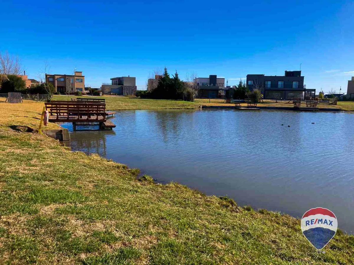 VENTA LOTE A LAGUNA EN SAN LUCAS - FINANCIADO foto 2