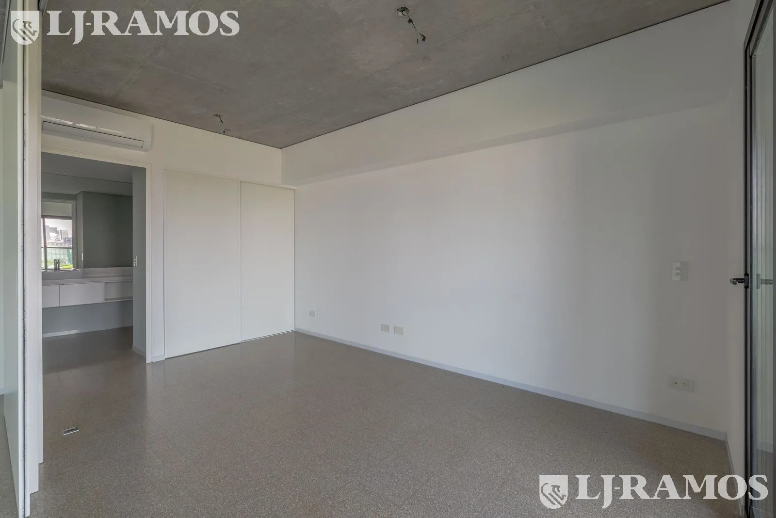 Departamento 2amb. a estrenar Torre Huergo - Piso 13 foto 5
