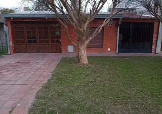 CASA en Venta en Verónica foto 3
