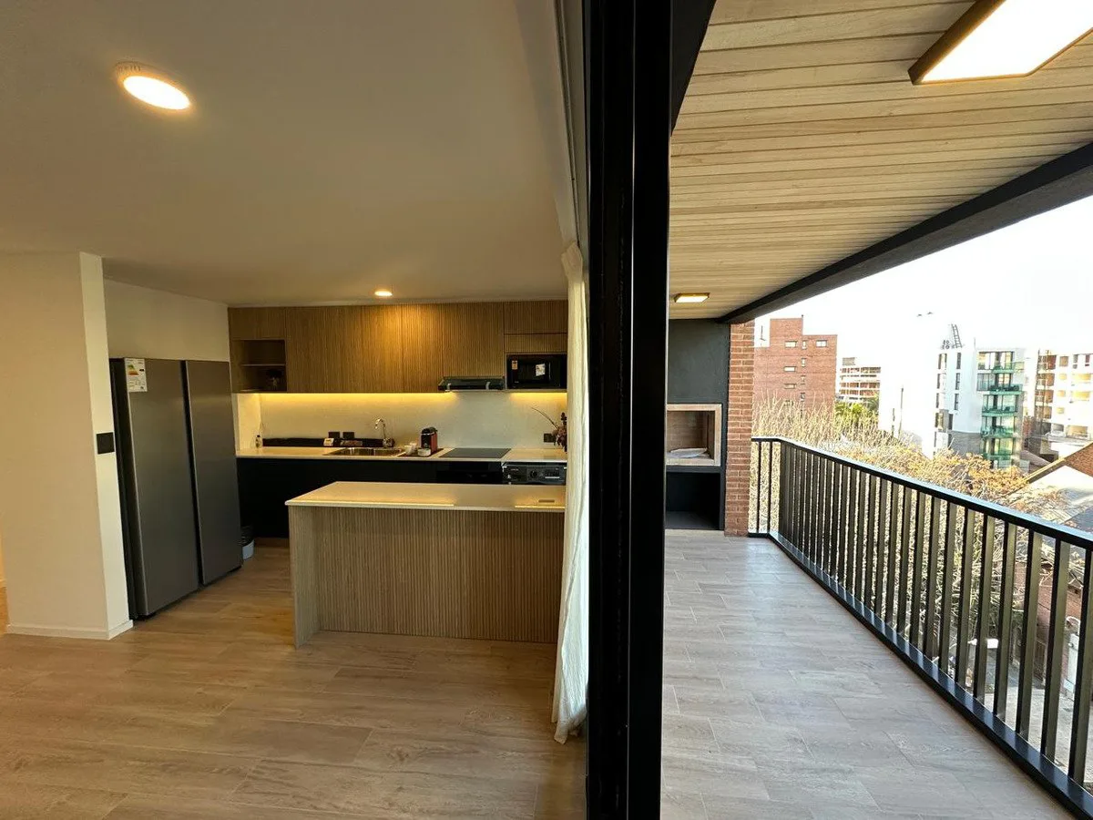Departamento En Venta En Ituzaingó Centro Con Terraza foto 2