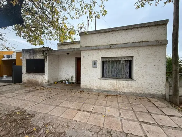 se vende casa dos dormitorios en Santa Isabel