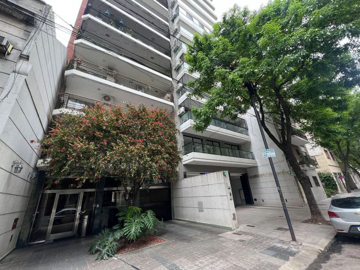 DEPTO 3 AMB VENTA FLORES BALCON ATERRAZADO foto 3