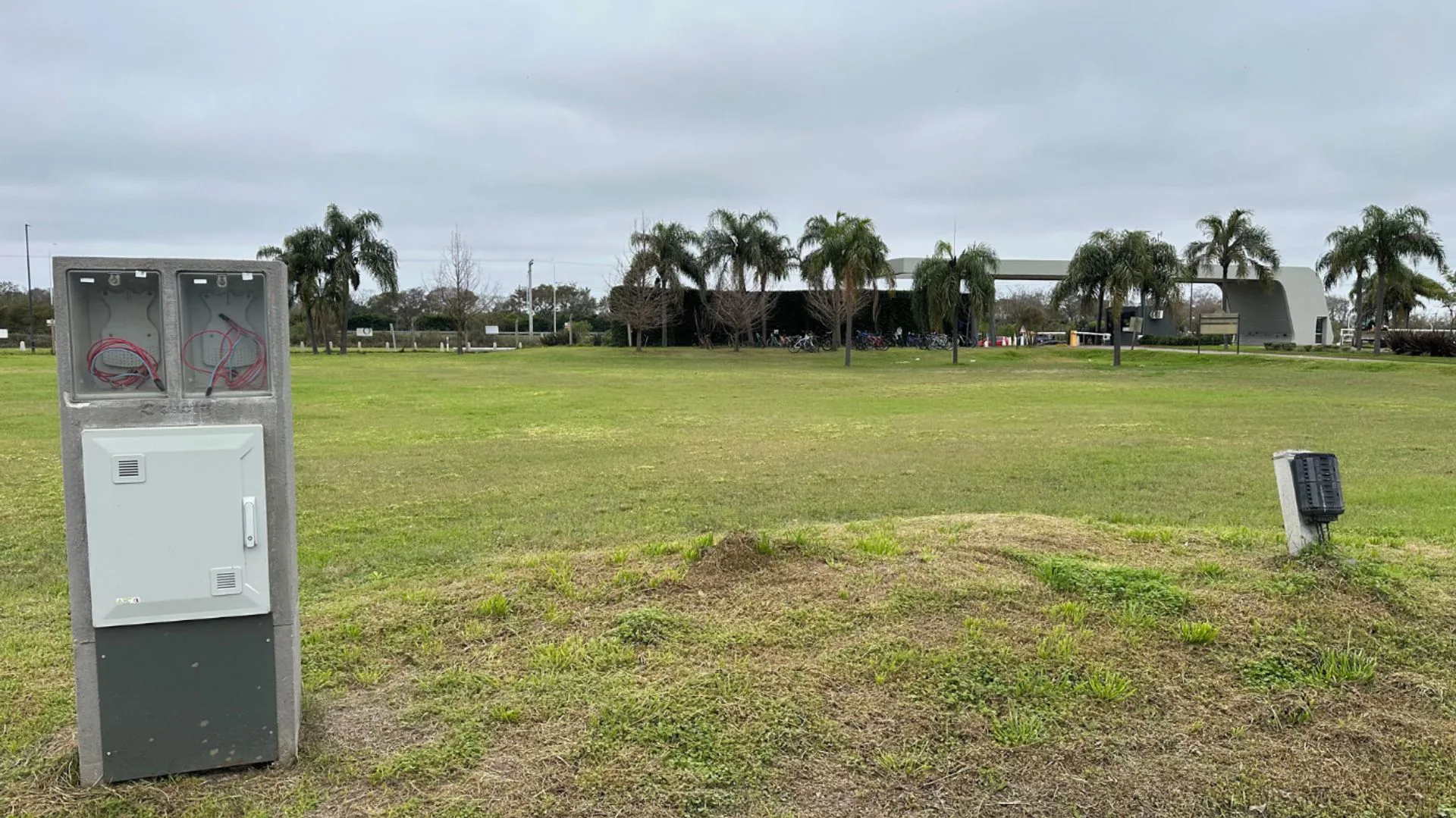 TERRENO EN VENTA AIRES DEL LLANO COUNTRY 1185 m2 foto 3