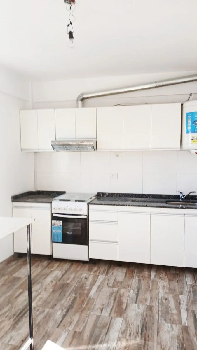 2 AMB en venta con cochera foto 2