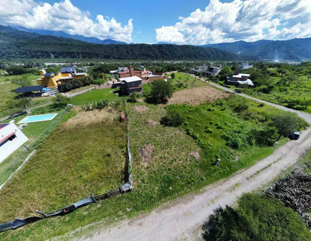 VENTA TERRENO 543,73M2 - TRES QUEBRADAS - REYES foto 4
