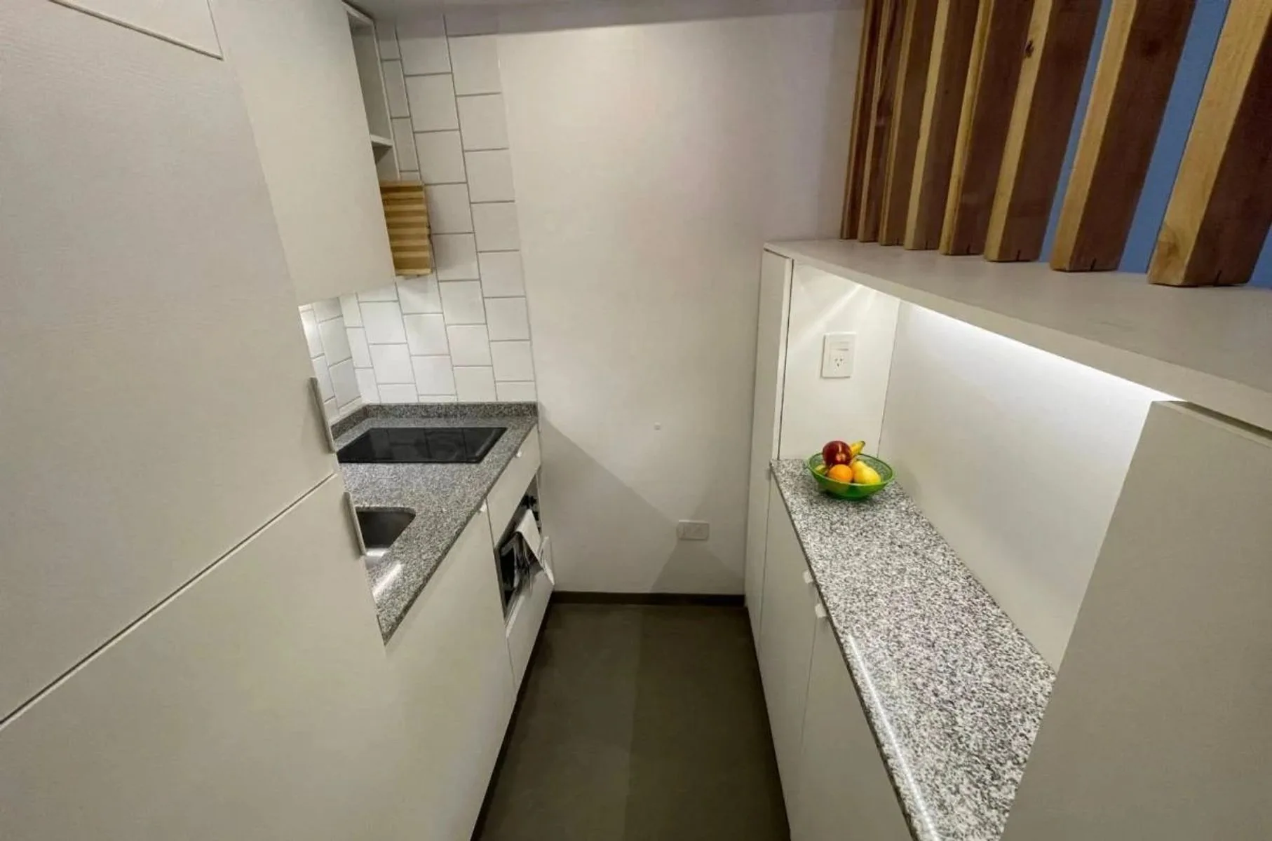 Studio apartment in Palermo – photo 15 of 17