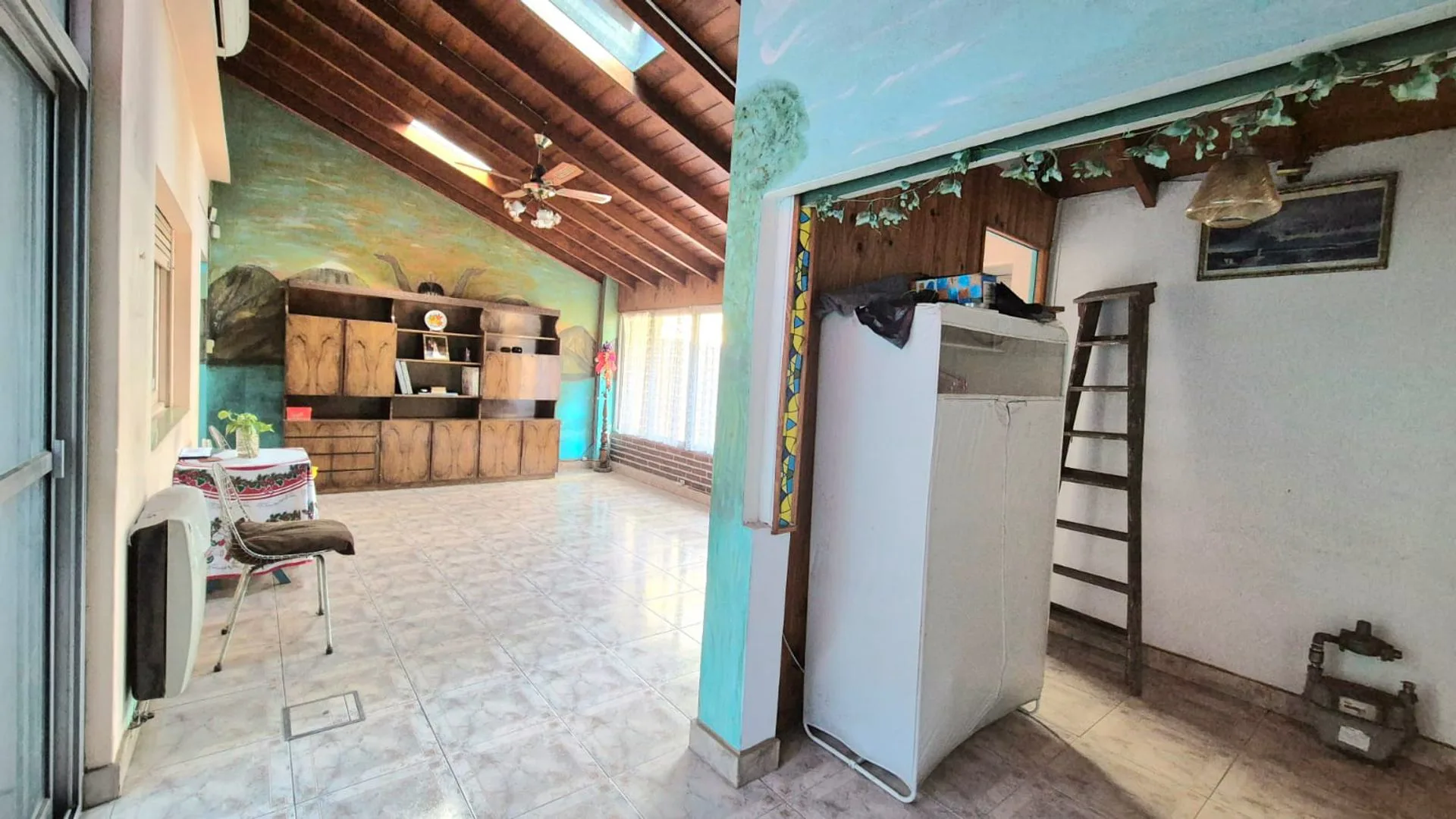 CASA 4 AMBIENTES EN VENTA EN BALLESTER CON PARQUE foto 2