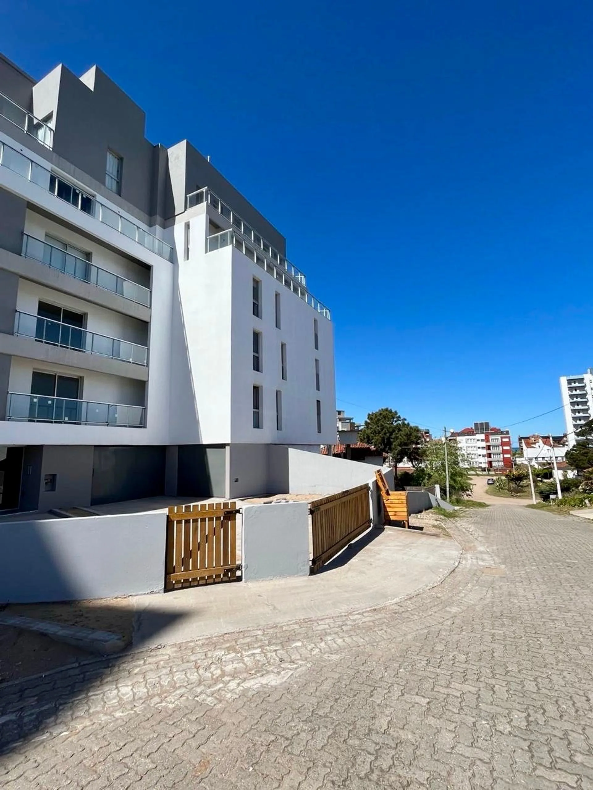 DEPARTAMENTO EN VENTA VILLA GESELL VISTA AL MAR foto 2