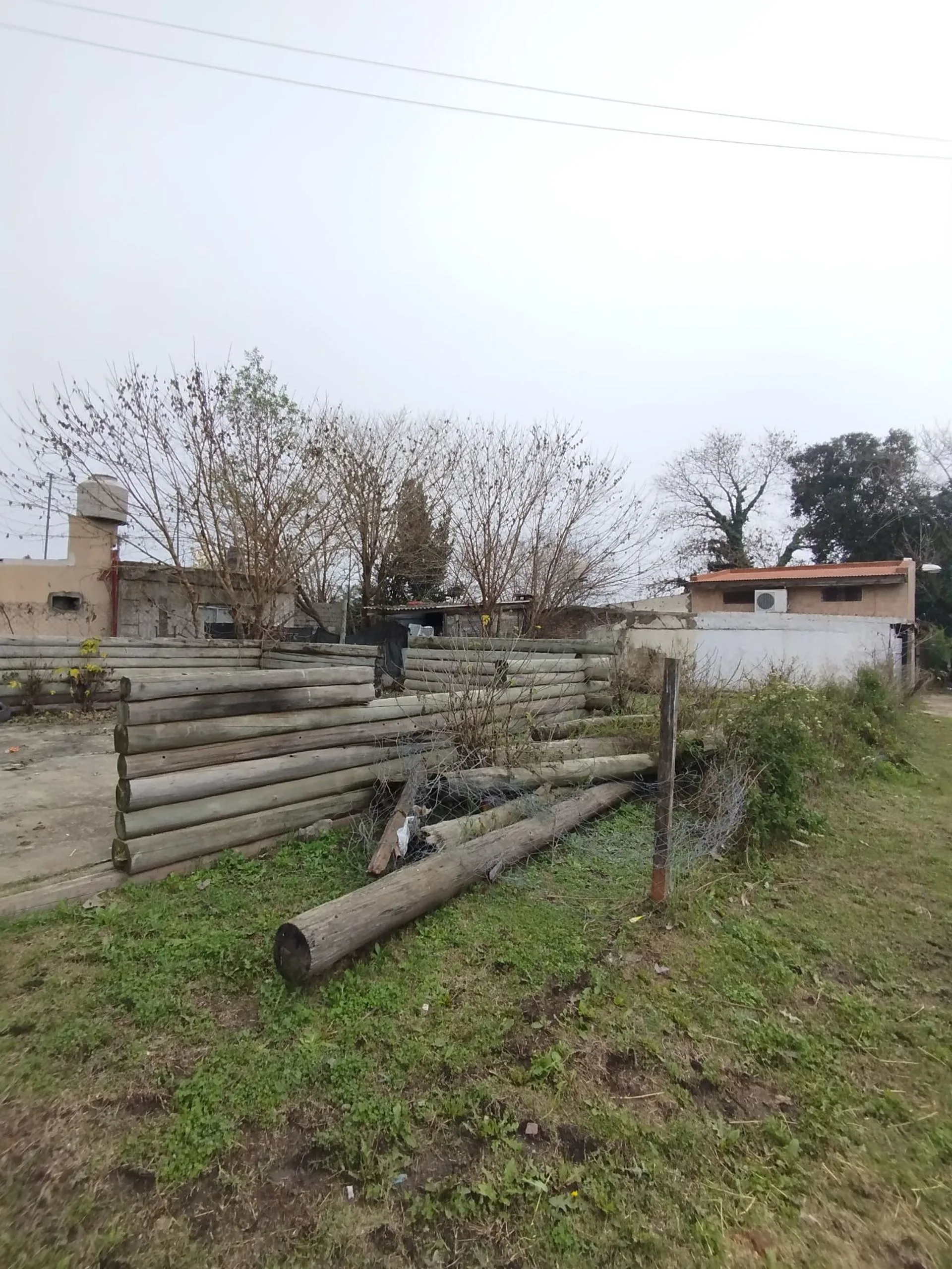 Venta lote en esquina sobre asfalto foto 3