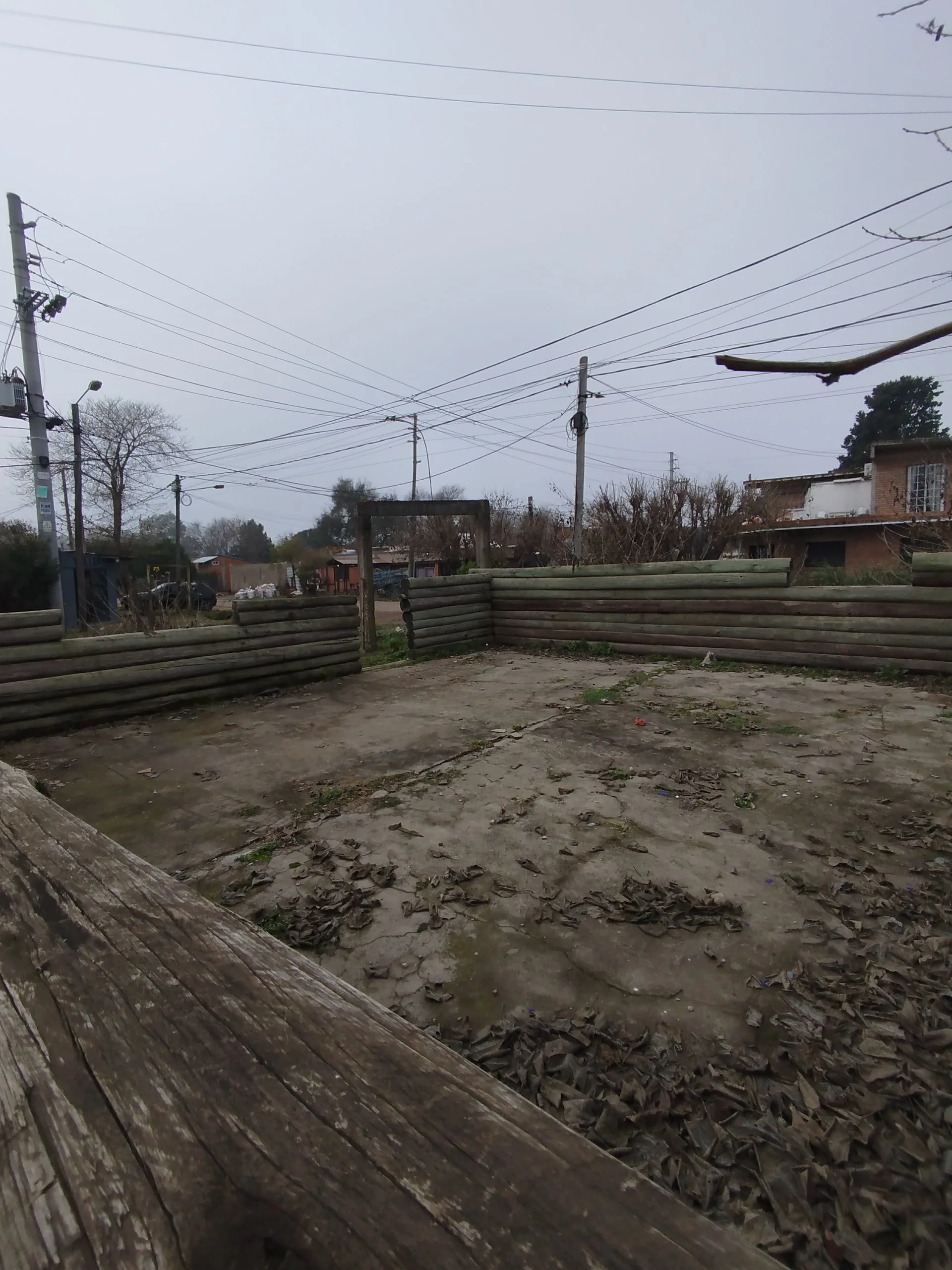 Venta lote en esquina sobre asfalto foto 4