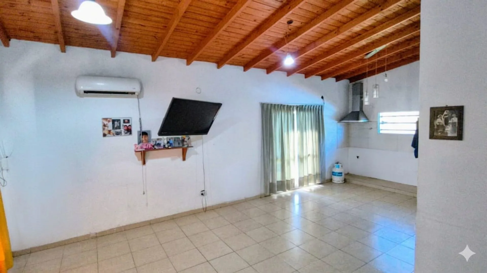 CASA VENTA LA REJA foto 2