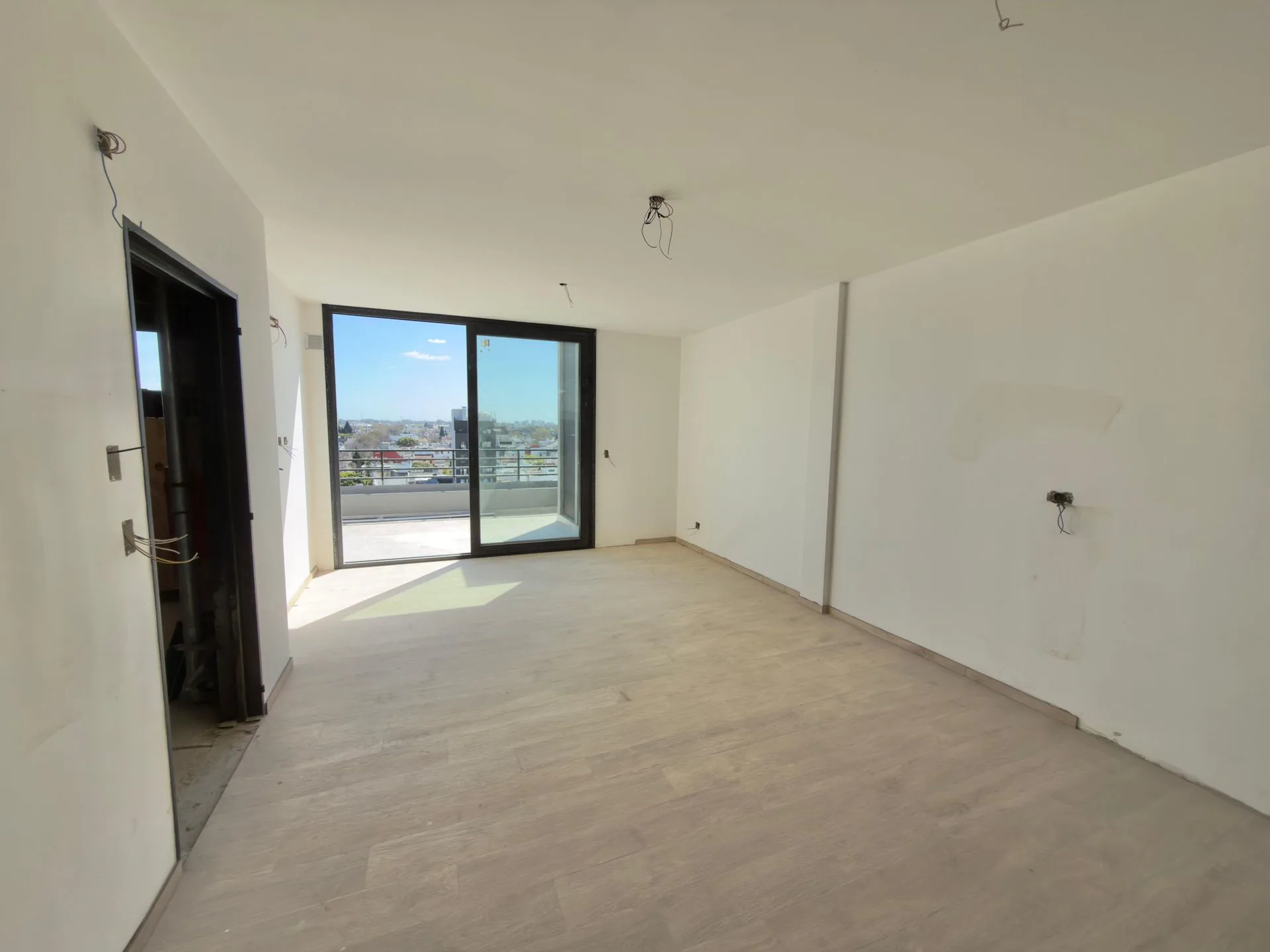 VENTA DEPTO 4 AMBIENTES TERRAZA PROPIA A ESTRENAR foto 3