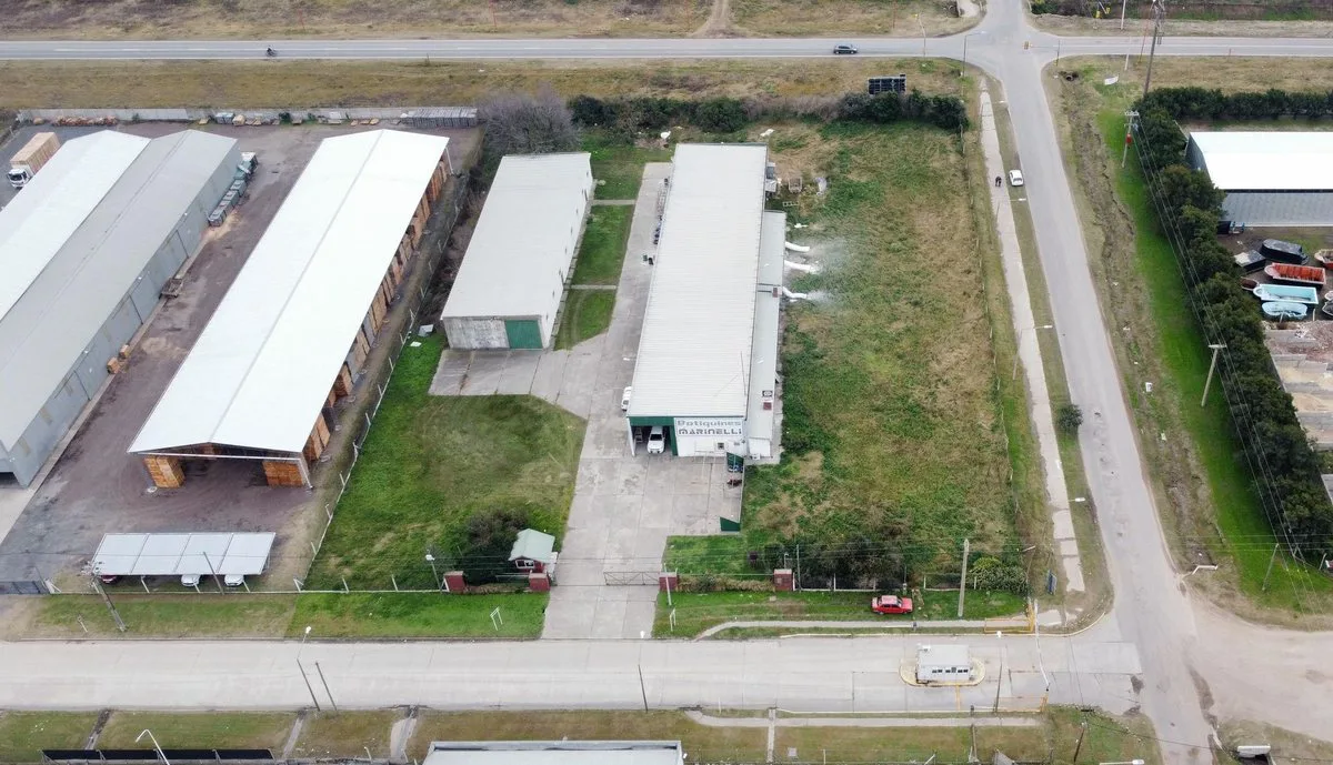 SE VENDE LOTE FINANCIADO EN PARQUE INDUSTRIAL VT foto 3