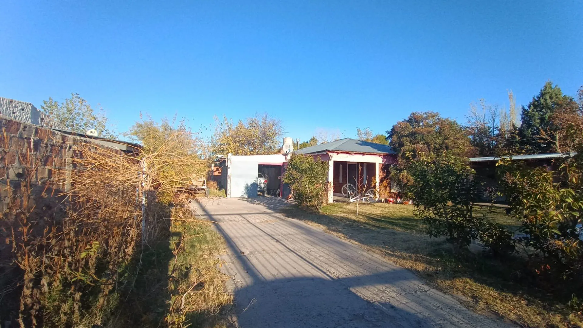 CASA 3 DORM EN VENTA - ARROYITO, NEUQUÉN foto 2