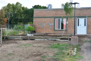 Casa de 2 dormitorios en Sauce Grande a una cuadra del mar (Balneario ubicado a 6 km de Monte) en zona arbolada ideal para relajarse y disfrutar de la foto 1