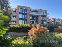 Venta Departamento 4 ambientes en Lomas de San Isidro foto 2