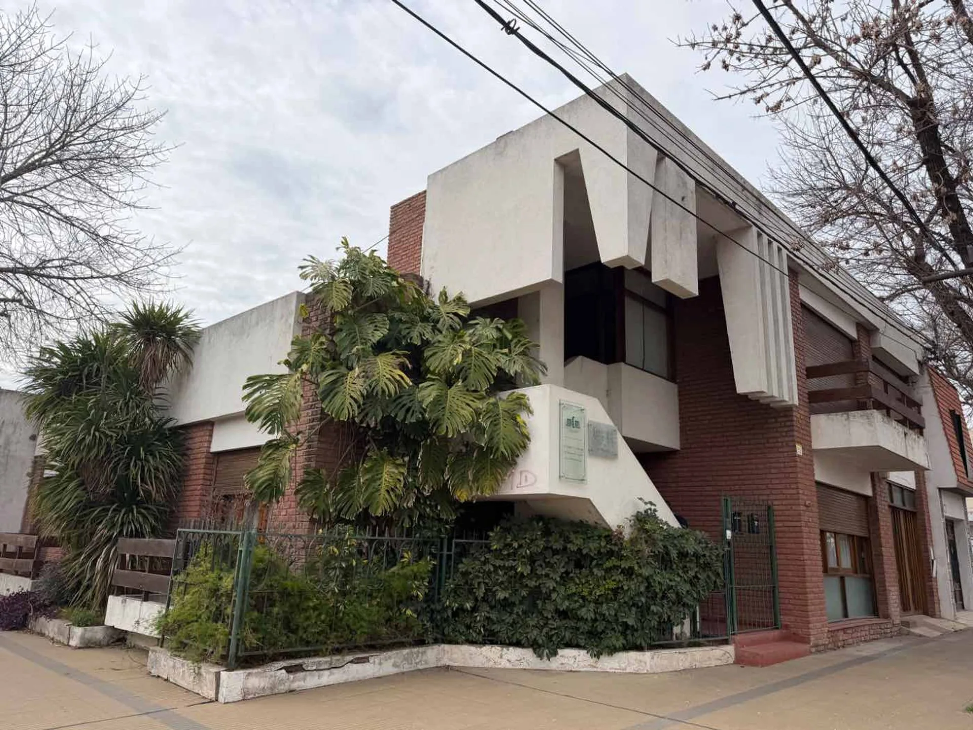 IMPORTANTE CASA EN VENTA EN EL CENTRO DE V. TUERTO foto 4