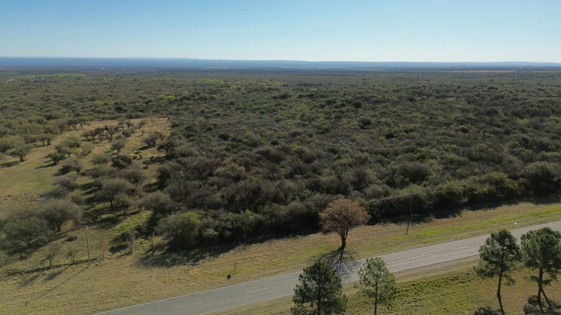 Imponente lote de 22278m2 sobre ruta 1 Merlo SL foto 2