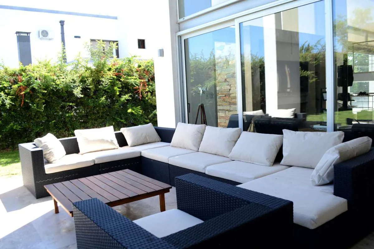 CASA EN VENTA BARRIO PRIVADO CHACRAS DE CORIA foto 4