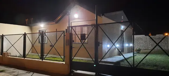 ALQUILER – CASA 2 DORMITORIOS – Bº Malvinas Argentinas