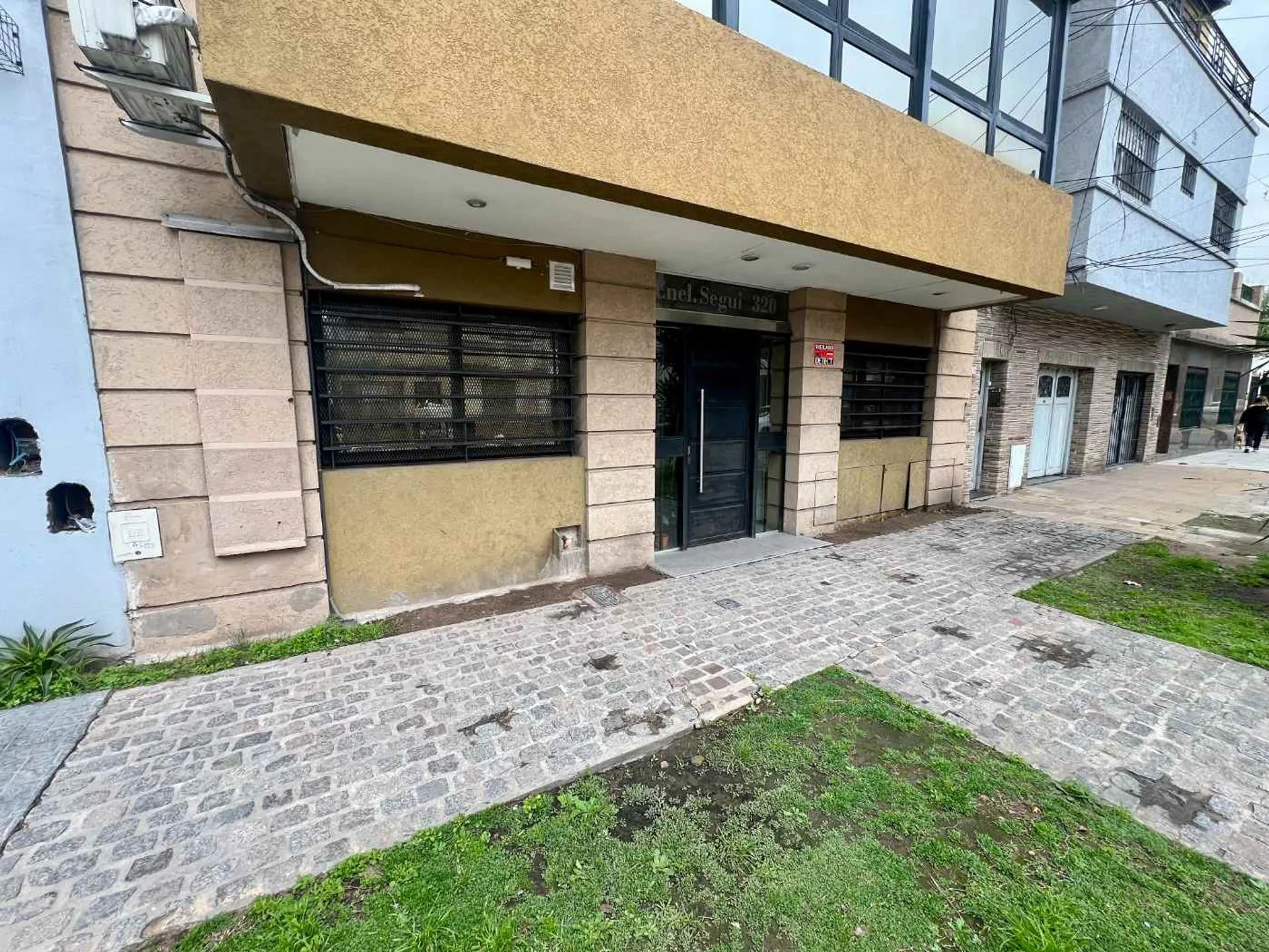 Venta departamento 2 amb con balcon aterrazado foto 2