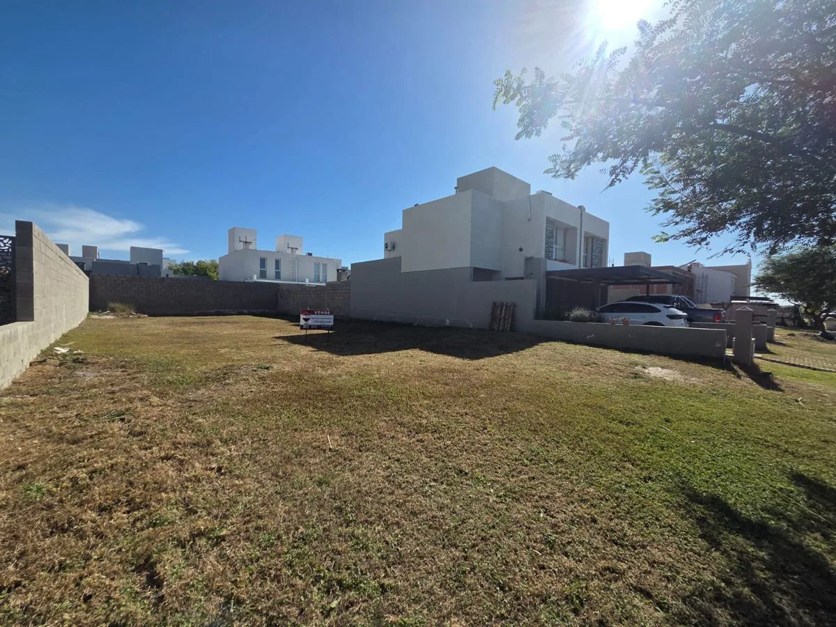 VENTA LOTE 360 EN DOCTA APTO COMERCIAL foto 4