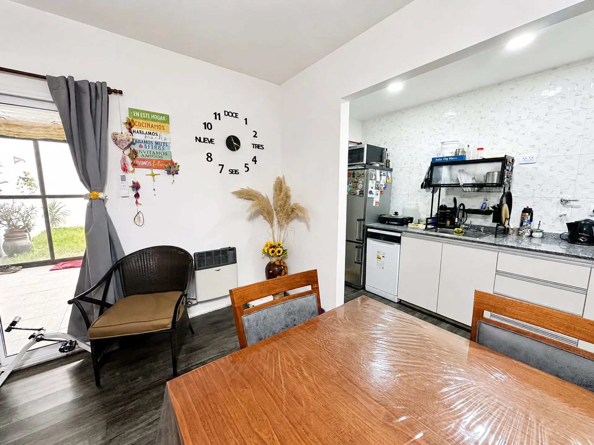 VENTA DEPARTAMENTO 2 AMBIENTES C/ COCHERA Y JARDIN foto 5