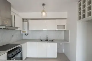 DEPARTAMENTO EN VENTA 4 AMBIENTES EN CASTELAR foto 2