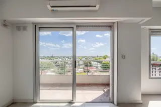 DEPARTAMENTO EN VENTA 4 AMBIENTES EN CASTELAR foto 3