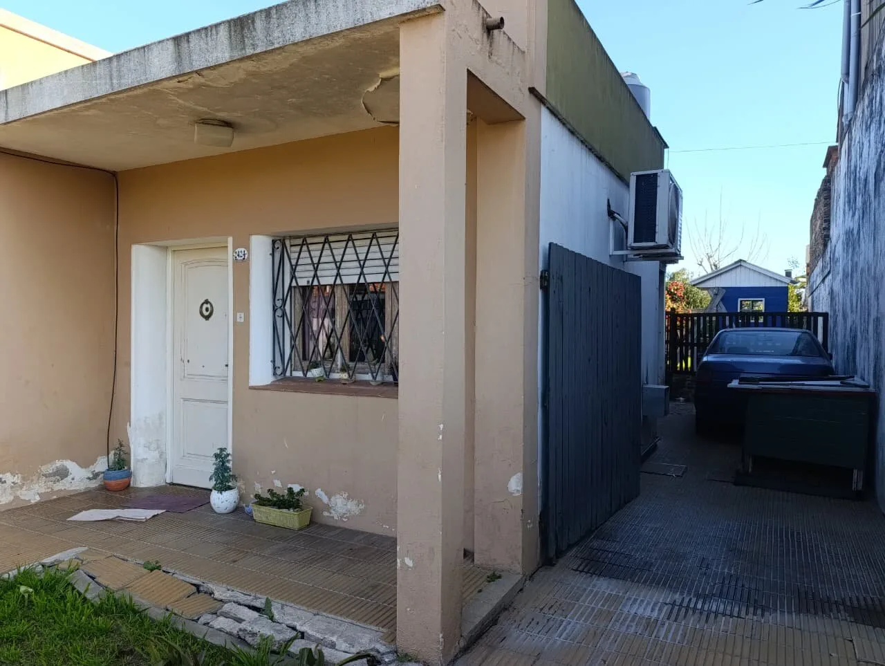 ALQUILER CASA 3 AMBIENTES CON PARQUE EN ITUZAINGO foto 2