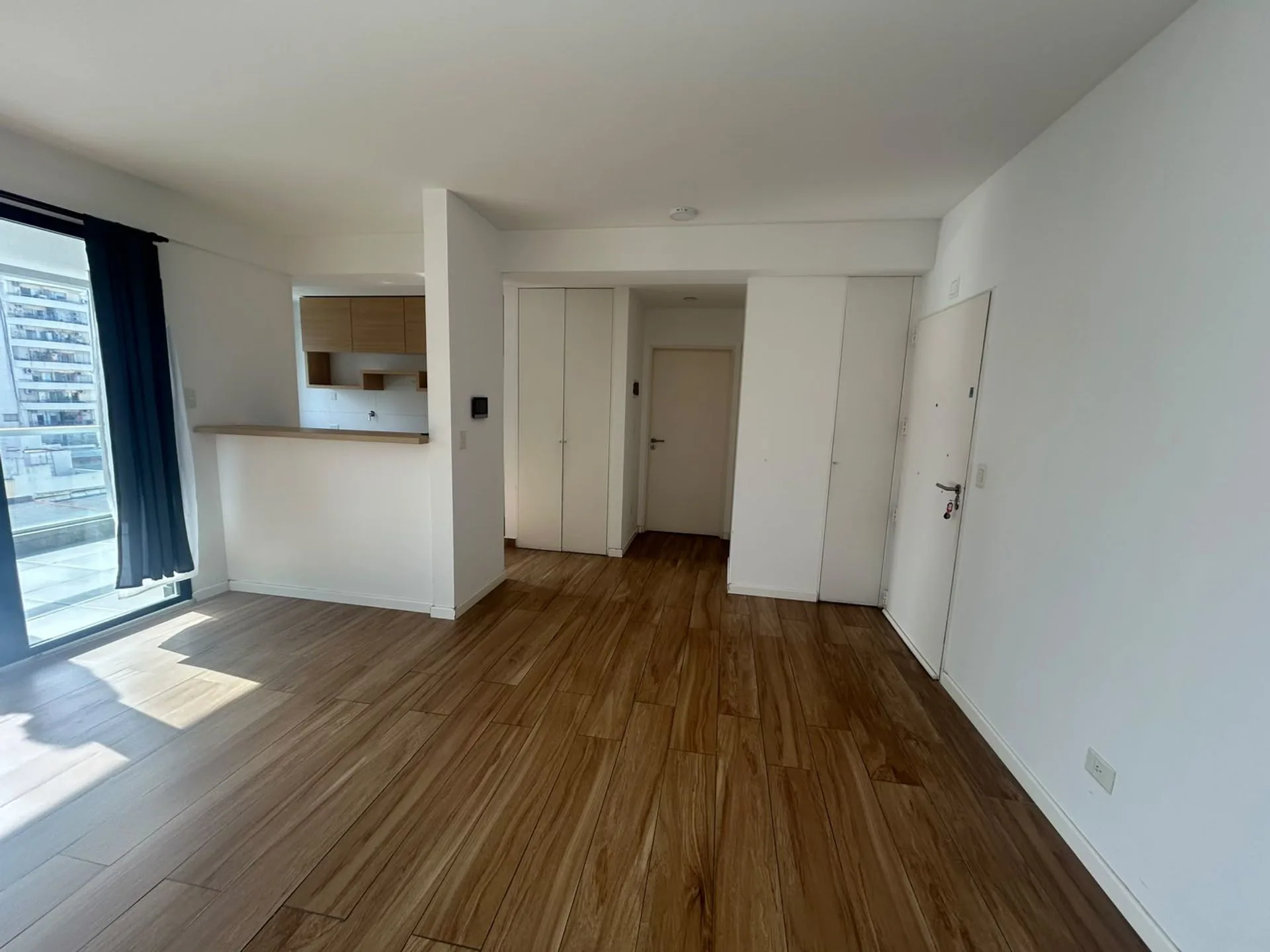 ALQUILER 2 AMBIENTES BALCÓN, COCHERA  Y AMENITIES foto 5