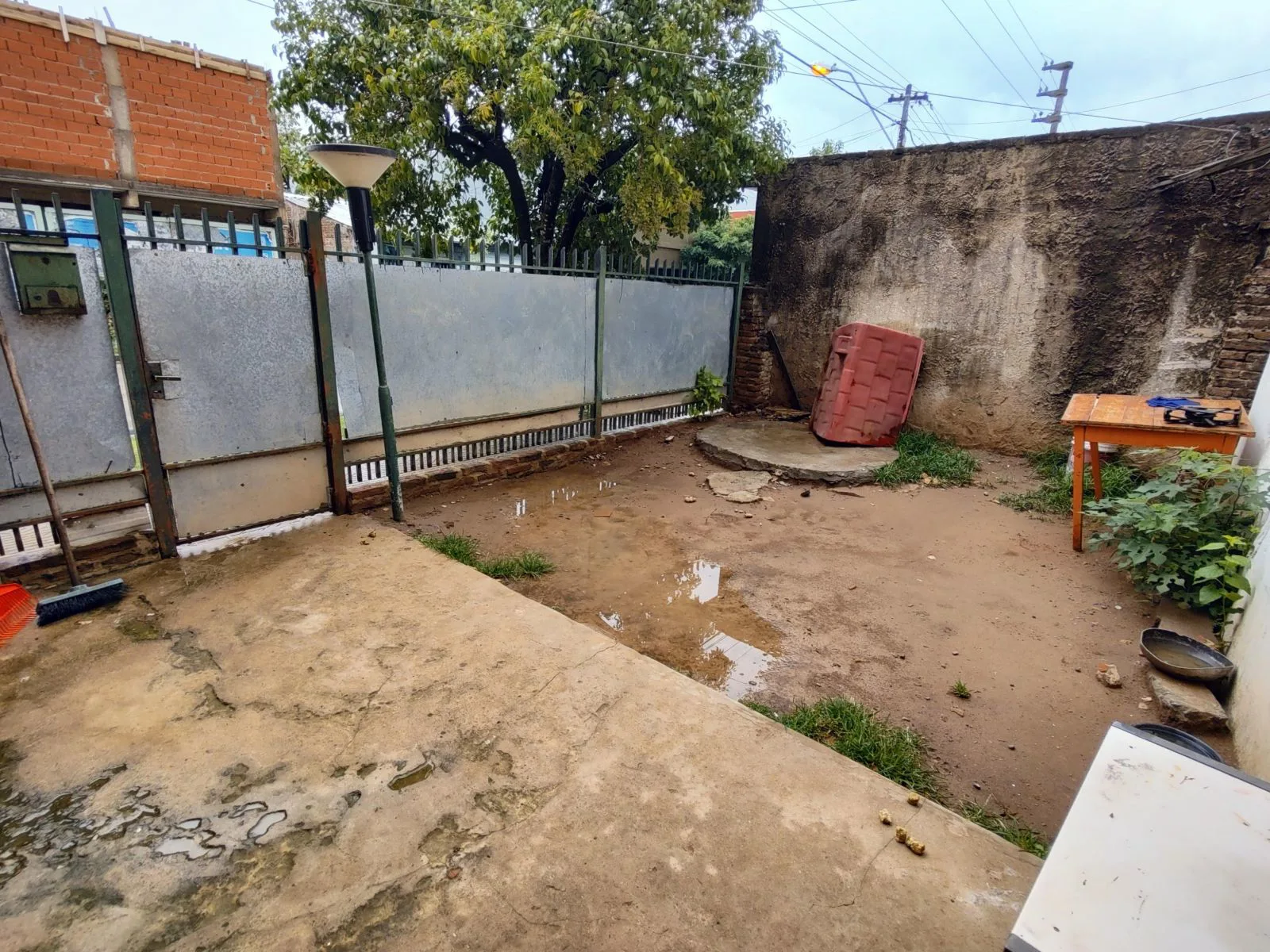 Venta Casa con parque y garage en Castelar foto 4