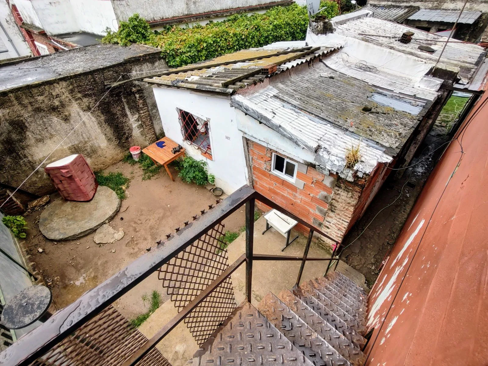 Venta Casa con parque y garage en Castelar foto 5