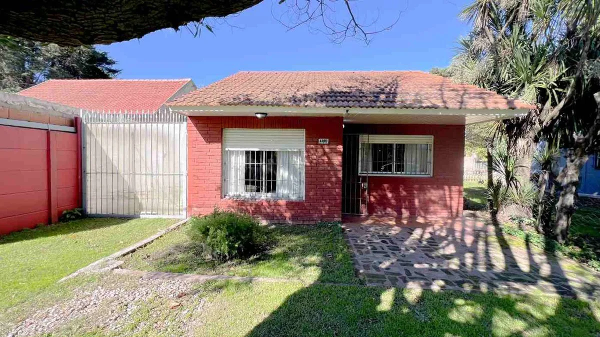 VENTA  CASA 3 AMB. PARQUE PEÑA foto 2