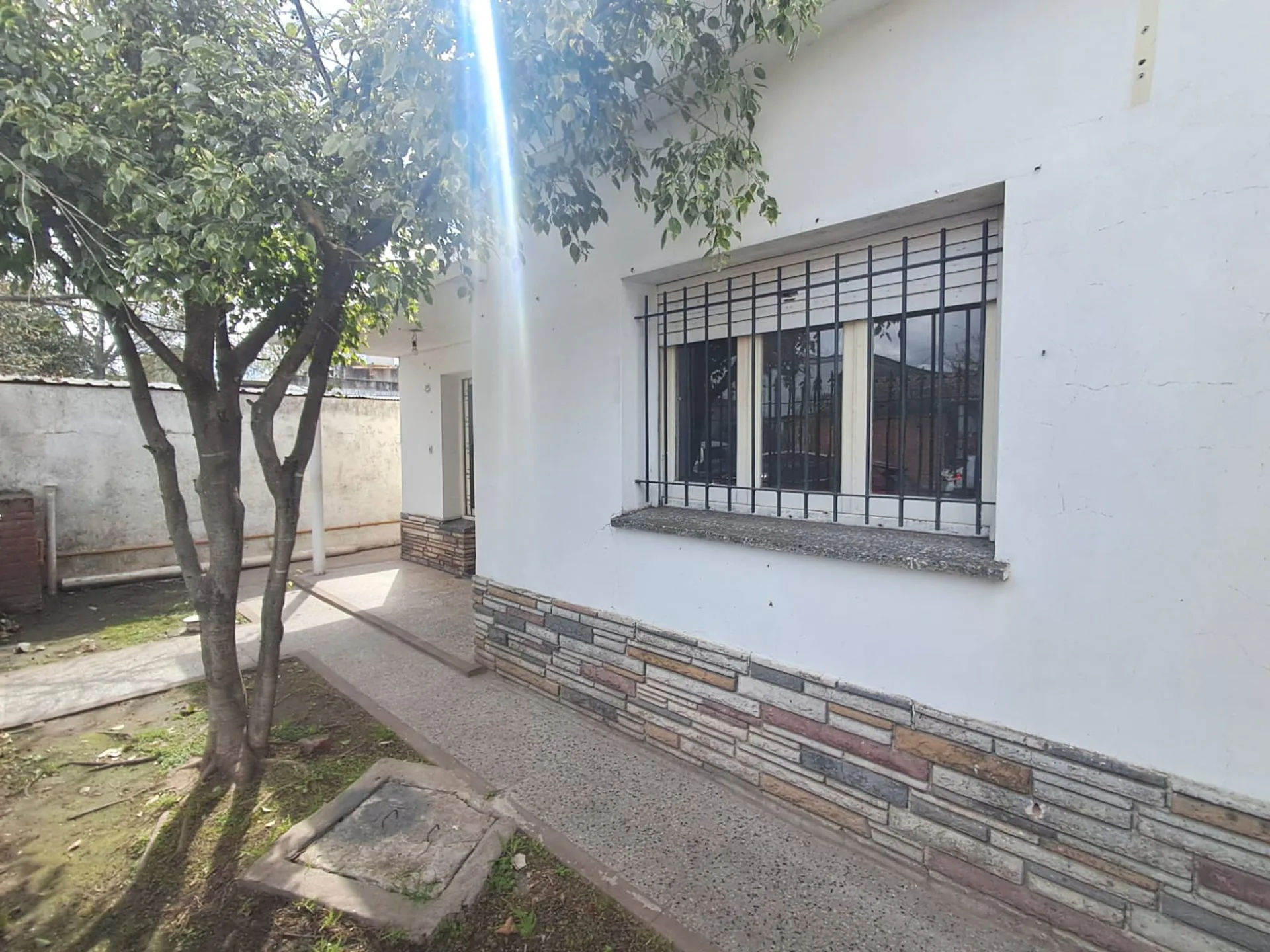 VENTA CASA 4 AMBIENTES HURLINGHAM foto 4